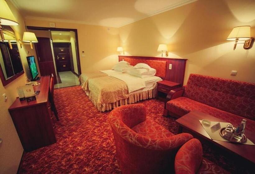 اتاق استاندارد, Gołębiewski Mikołajki