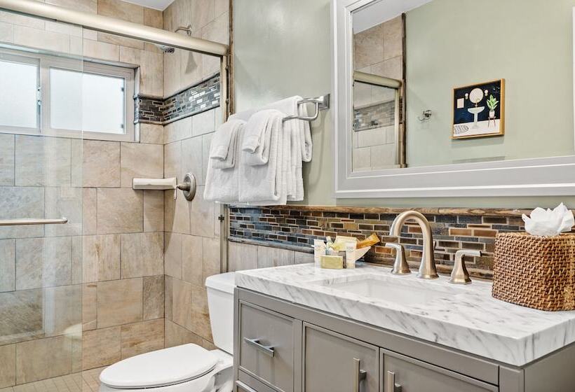 غرفة ديلوكس, Inn By The Harbor