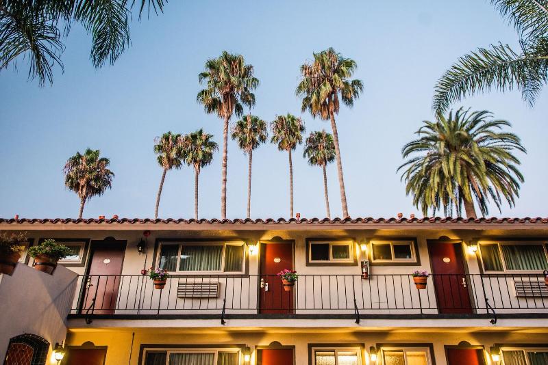 غرفة قياسية سرير كينج, Inn By The Harbor