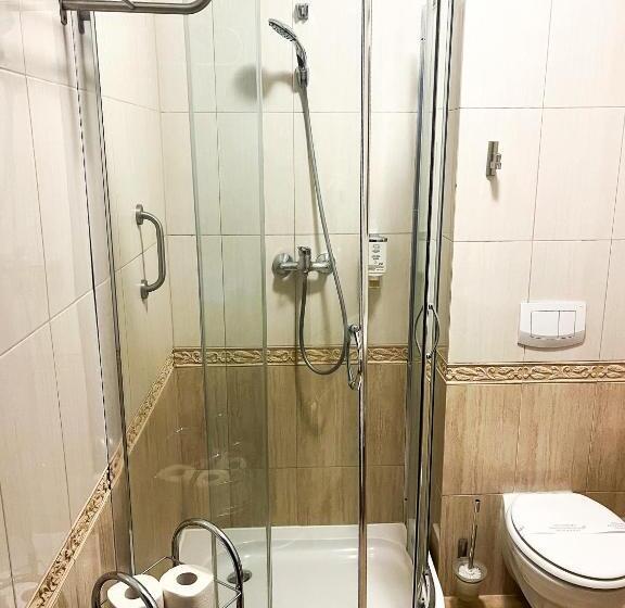 Номер Superior, Logos