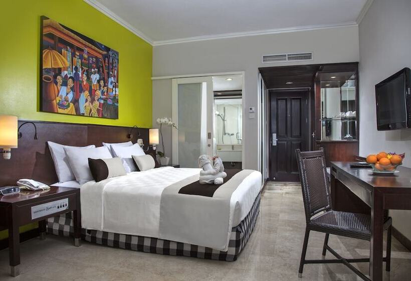 Medencére Néző Standard Szoba, Prime Plaza Hotel Sanur – Bali