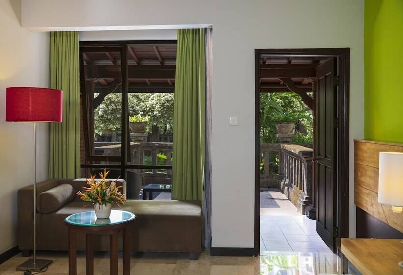 Premium Szoba Erkéllyel, Prime Plaza Hotel Sanur – Bali