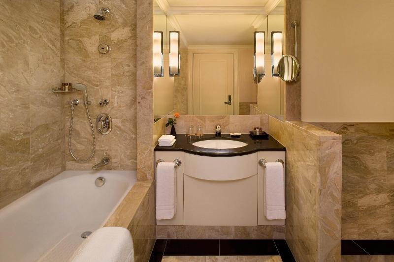 اتاق لوکس, Sheraton Grand Warsaw