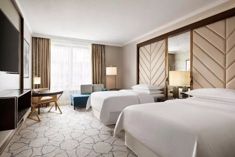 デラックスルーム, Sheraton Grand Warsaw