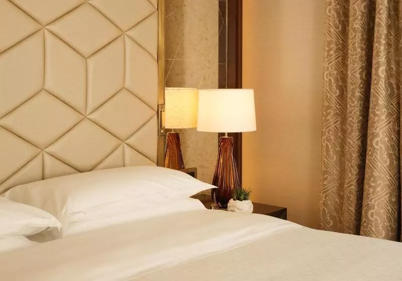 デラックスルーム, Sheraton Grand Warsaw