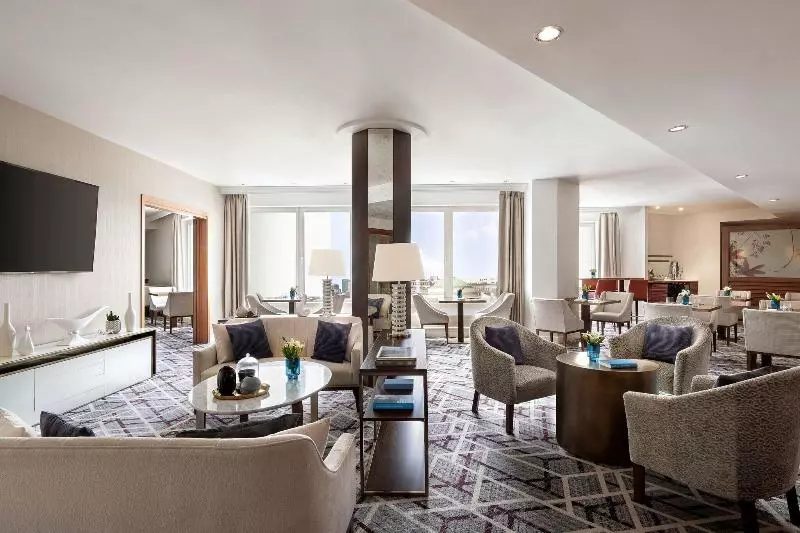 デラックススイート, Sheraton Grand Warsaw