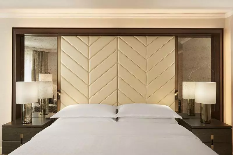 デラックススイート, Sheraton Grand Warsaw