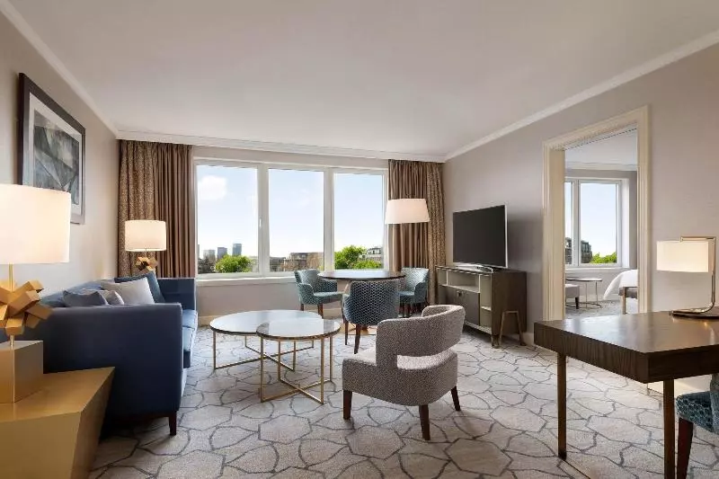 デラックススイート, Sheraton Grand Warsaw