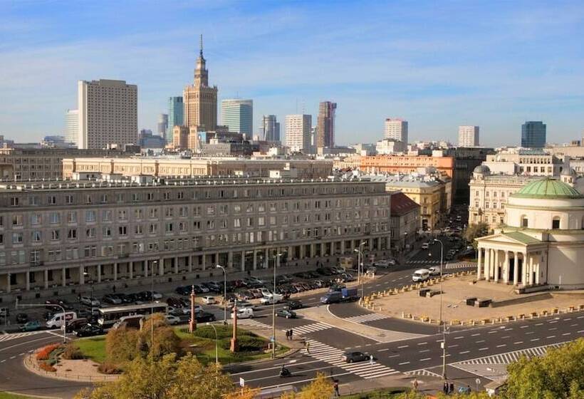 Номер Deluxe, Sheraton Grand Warsaw