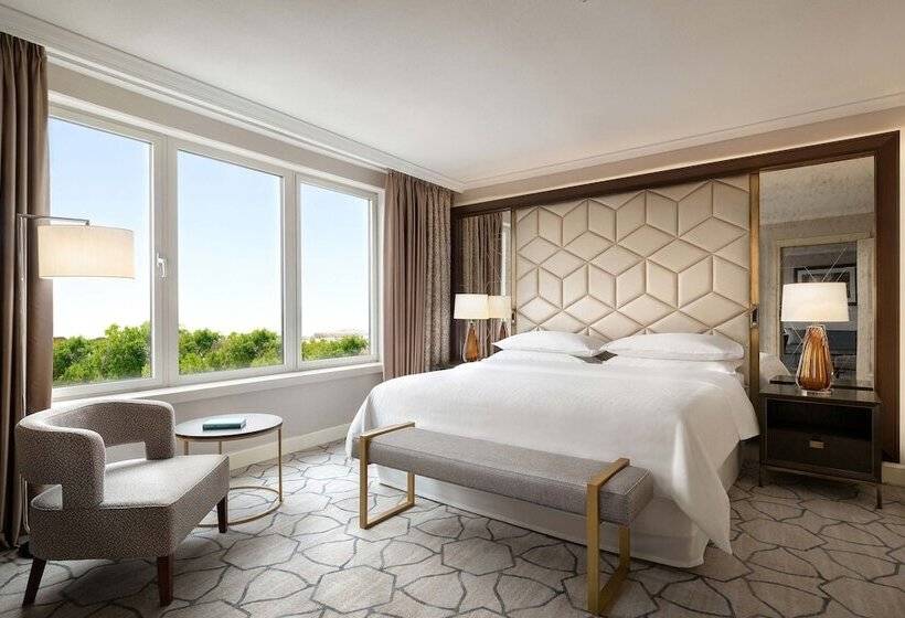 جناح ديلوكس, Sheraton Grand Warsaw