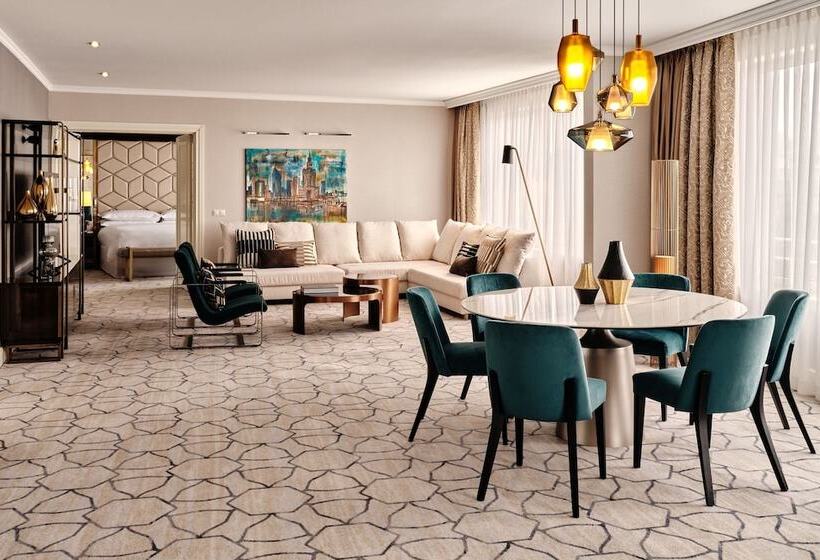 جناح رئاسى غرفتين نوم, Sheraton Grand Warsaw