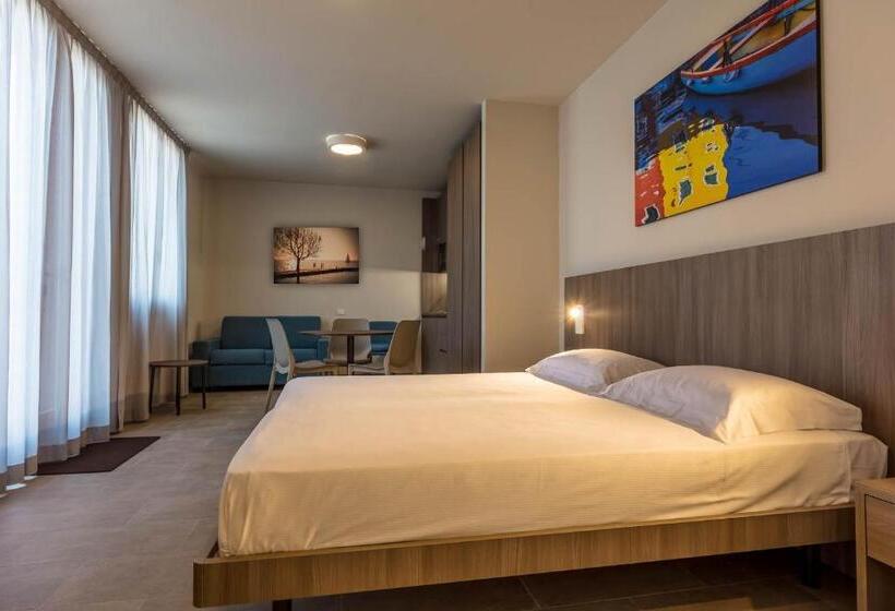 스탠다드 내측 룸, Le Torri Del Garda Familyspa Resort