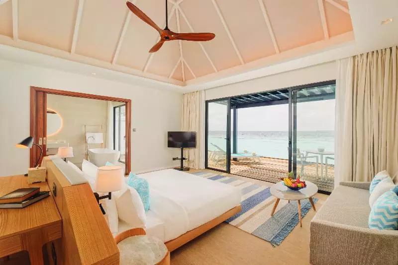ویلای یک اتاق خوابه با استخر شنا, Vakarufalhi Island Resort & Spa