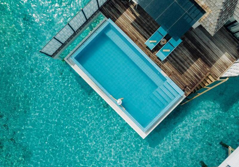 ویلای یک اتاق خوابه با استخر شنا, Vakarufalhi Island Resort & Spa