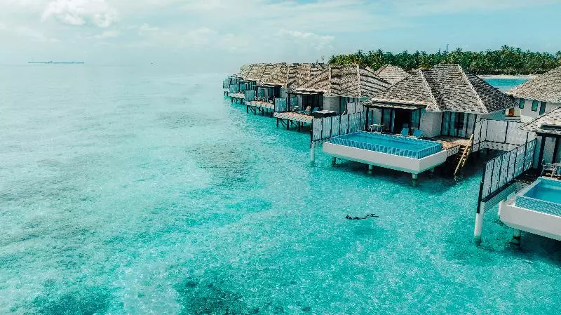 ویلای یک اتاق خوابه با استخر شنا, Vakarufalhi Island Resort & Spa