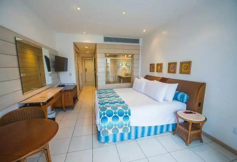 سوییت جونیور, Costao Do Santinho Resort All Inclusive