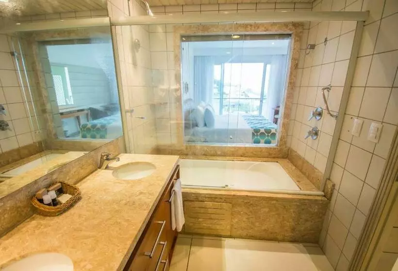 سوییت جونیور, Costao Do Santinho Resort All Inclusive