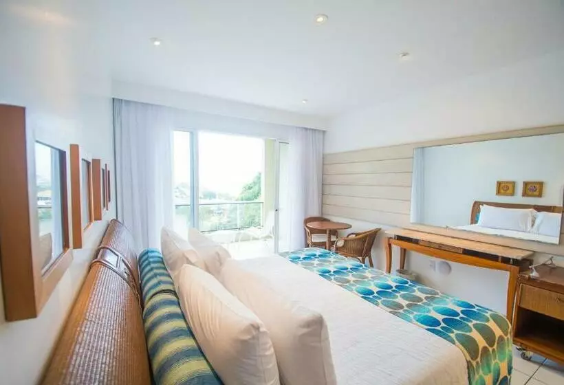 سوییت جونیور, Costao Do Santinho Resort All Inclusive