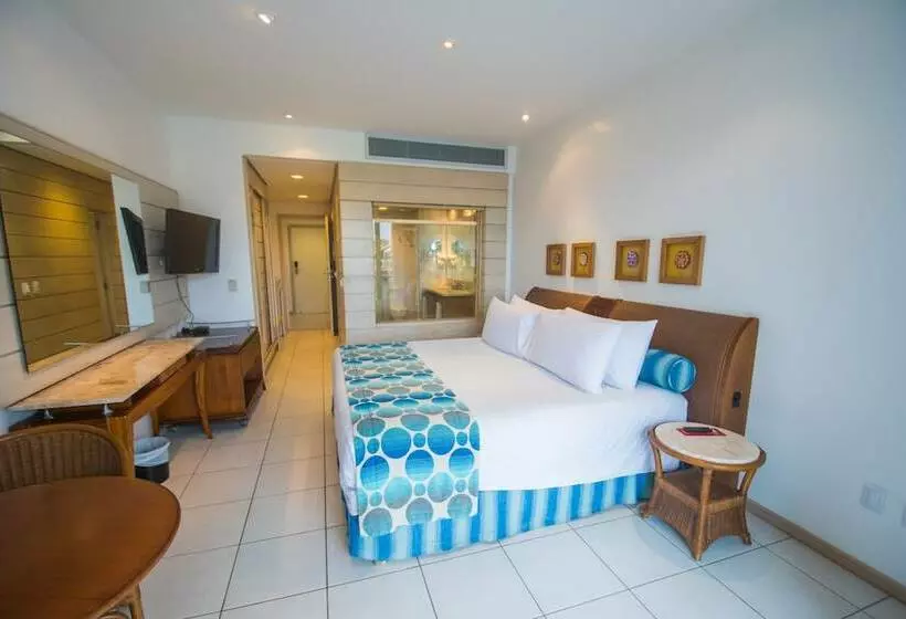 سوییت جونیور, Costao Do Santinho Resort All Inclusive
