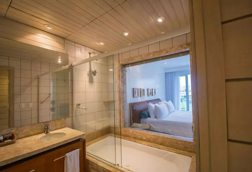 سوییت جونیور, Costao Do Santinho Resort All Inclusive