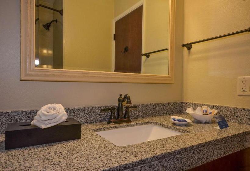 جناح سرير كينج, Best Western The Inn & Suites Pacific Grove
