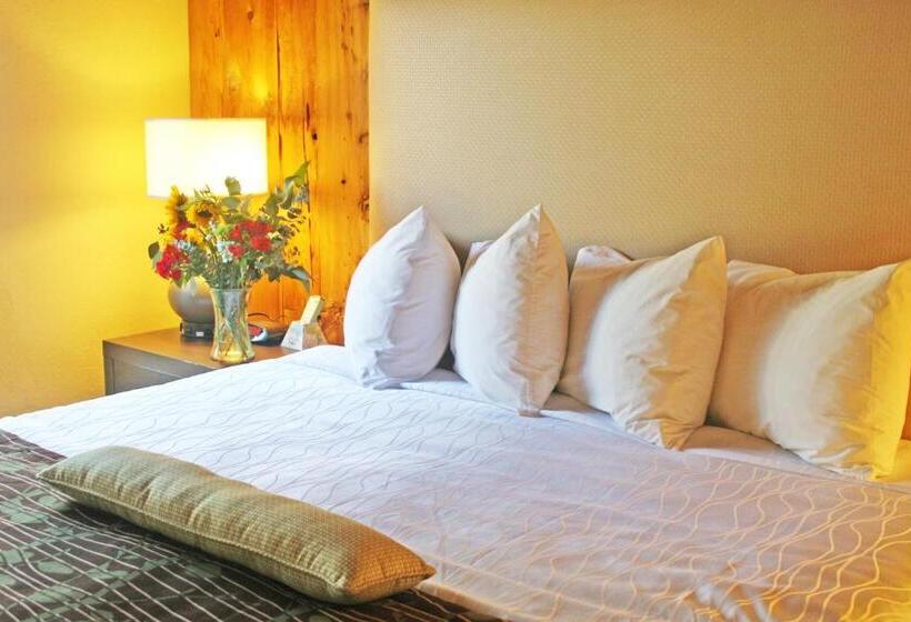 패밀리 룸, Best Western The Inn & Suites Pacific Grove