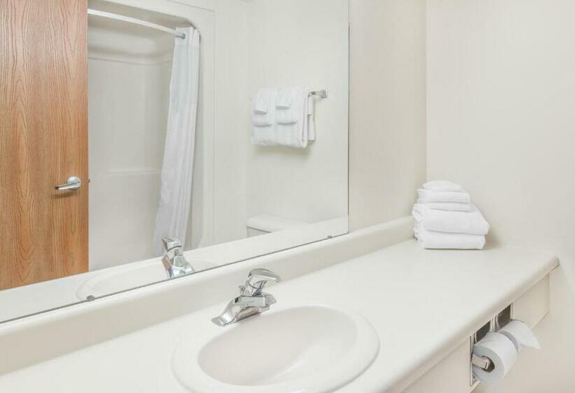 غرفة قياسية سرير كينج, Days Inn By Wyndham Alpena