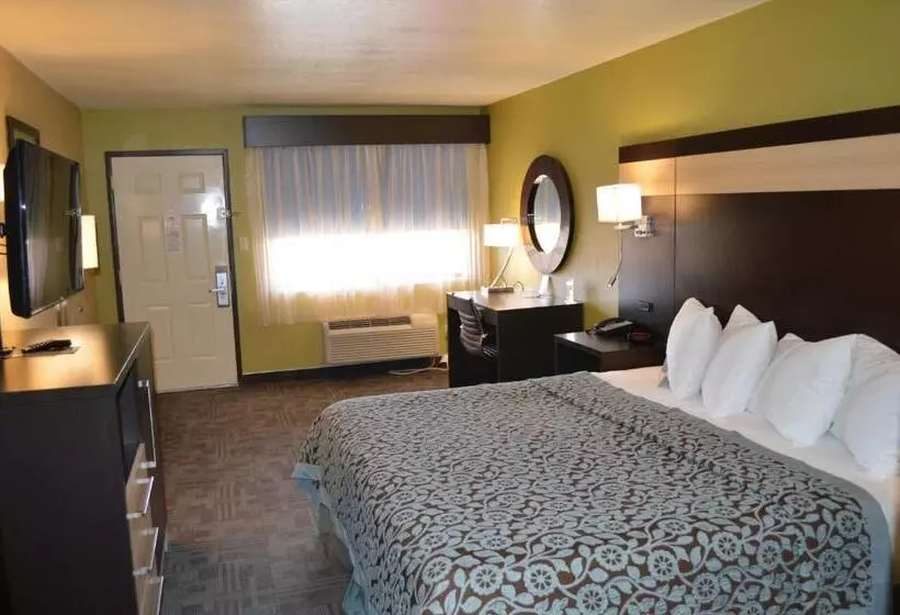 اتاق استاندارد با تخت بزرگ, Days Inn By Wyndham Carlsbad