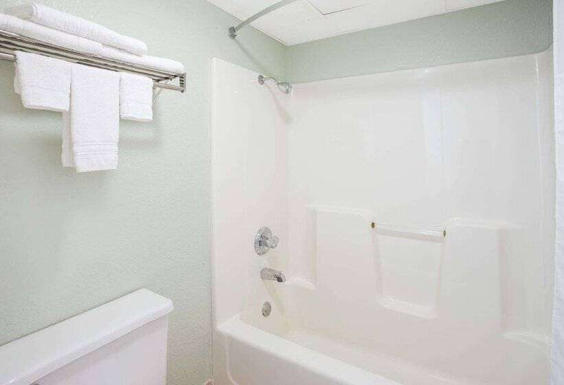 اتاق لوکس, Days Inn By Wyndham Harrison