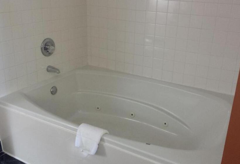 Deluxe Suite King Bed, Days Inn By Wyndham Harrison