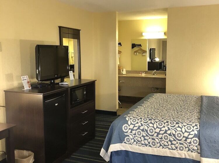 Люкс, Days Inn By Wyndham Holbrook