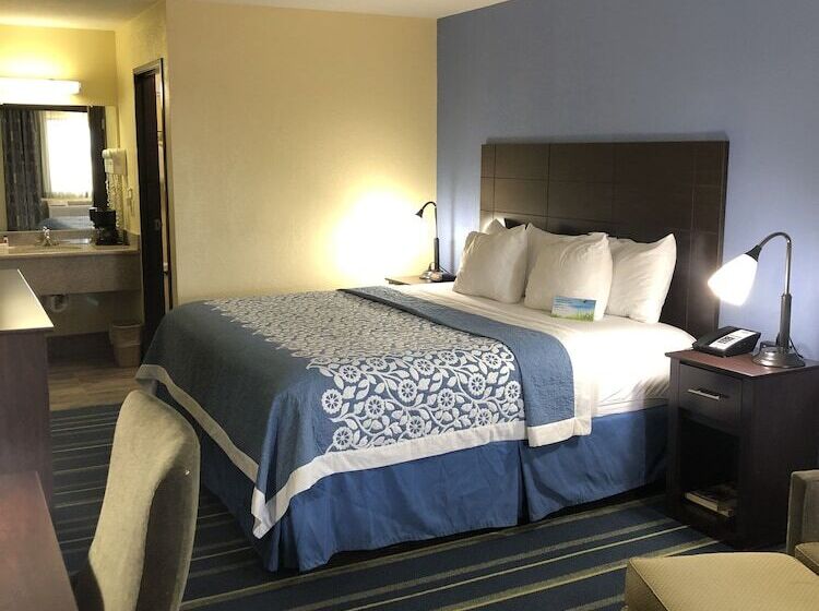 Люкс, Days Inn By Wyndham Holbrook