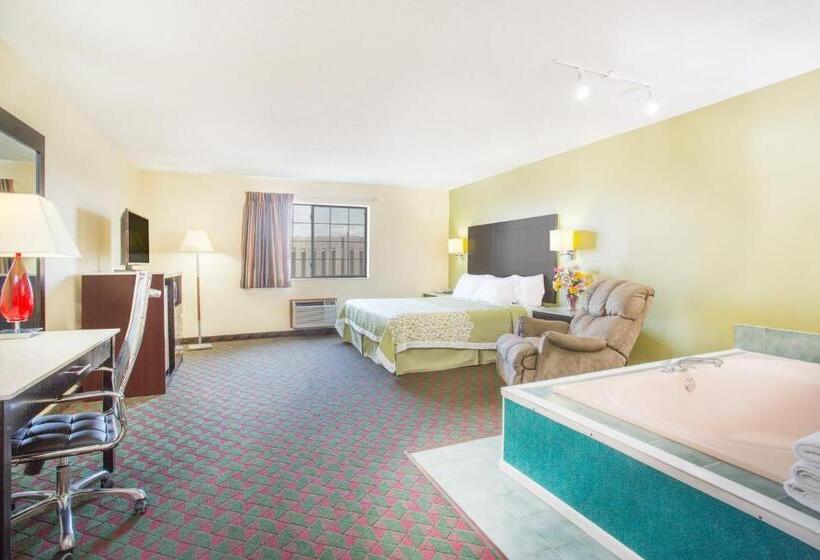 キングサイズベッドのデラックススイート, Days Inn By Wyndham Lexington Ne