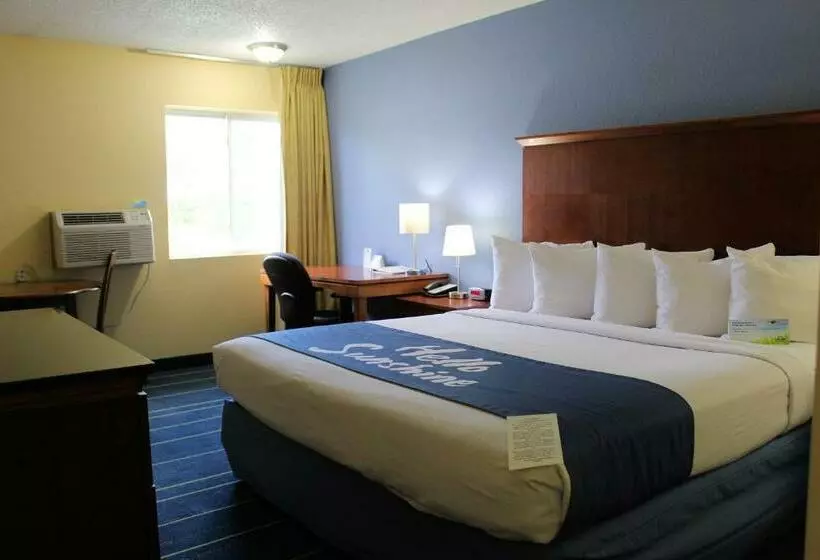 キングサイズベッドのデラックススイート, Days Inn & Suites By Wyndham Gunnison