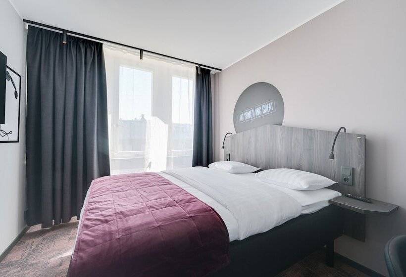 غرفة قياسية, Fridhem