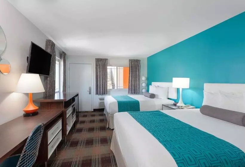 スタンダードルーム, Howard Johnson By Wyndham San Diego Hotel Circle