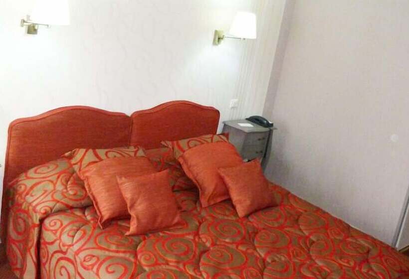 غرفة قياسية, Le Gue Du Holme