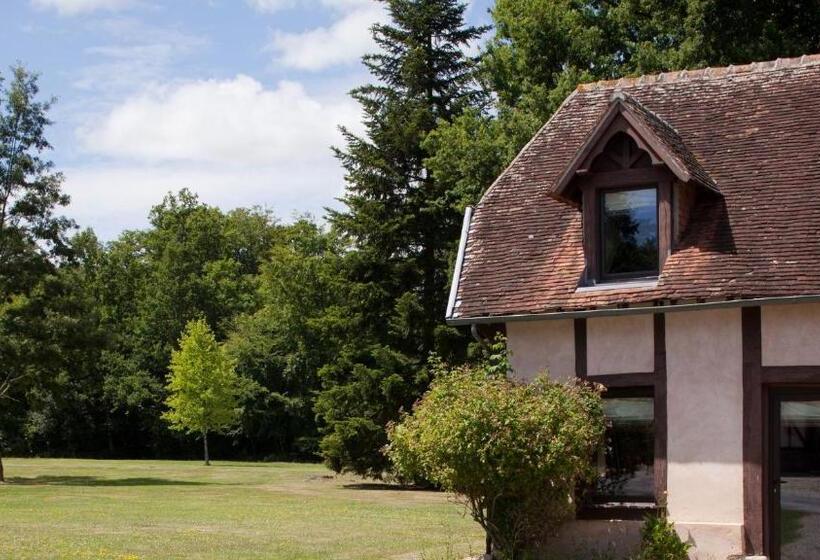 스위트 킹사이즈 침대, Le Pavillon De Gouffern