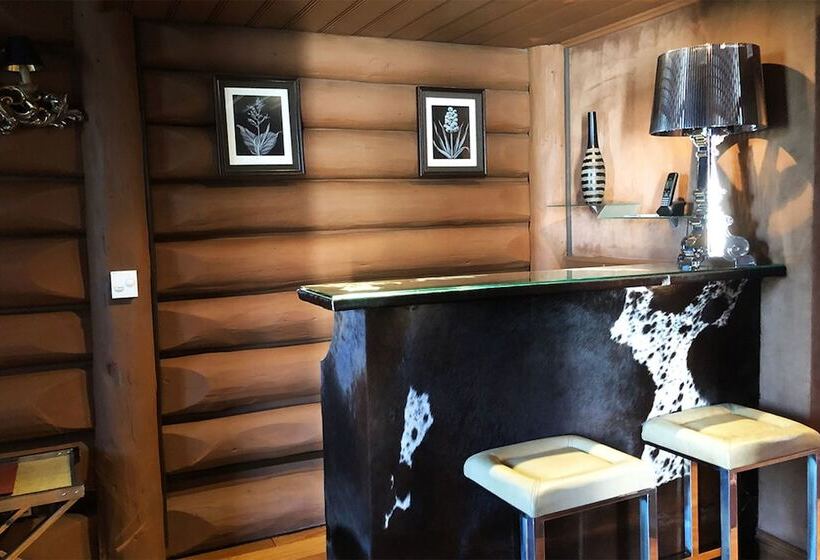 スイート, Lodge Park