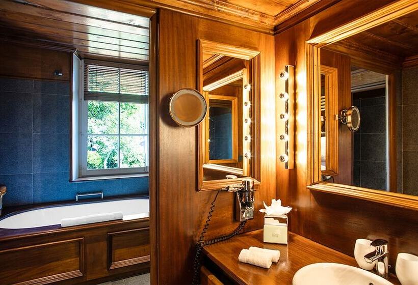 スイート, Lodge Park