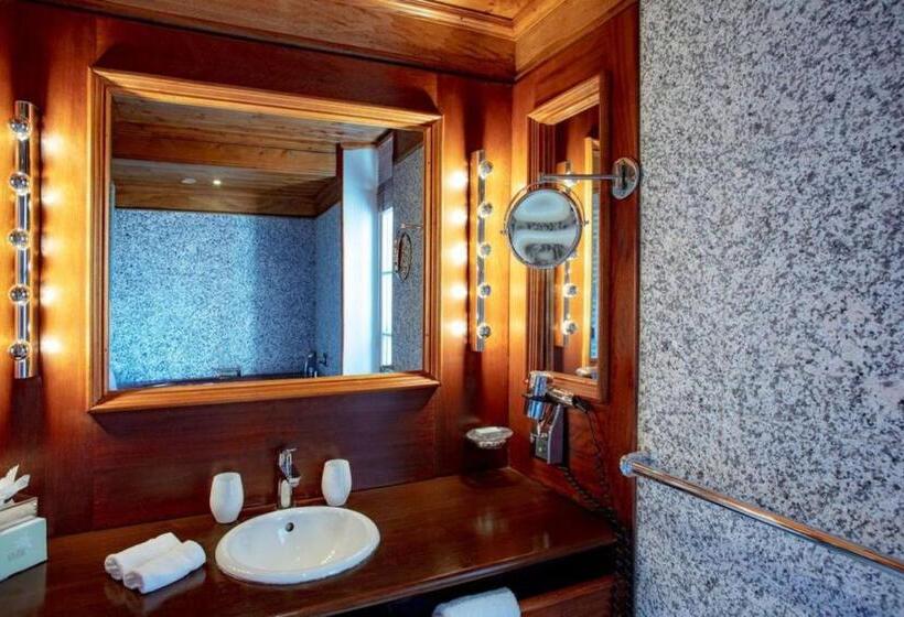 デラックスルーム, Lodge Park