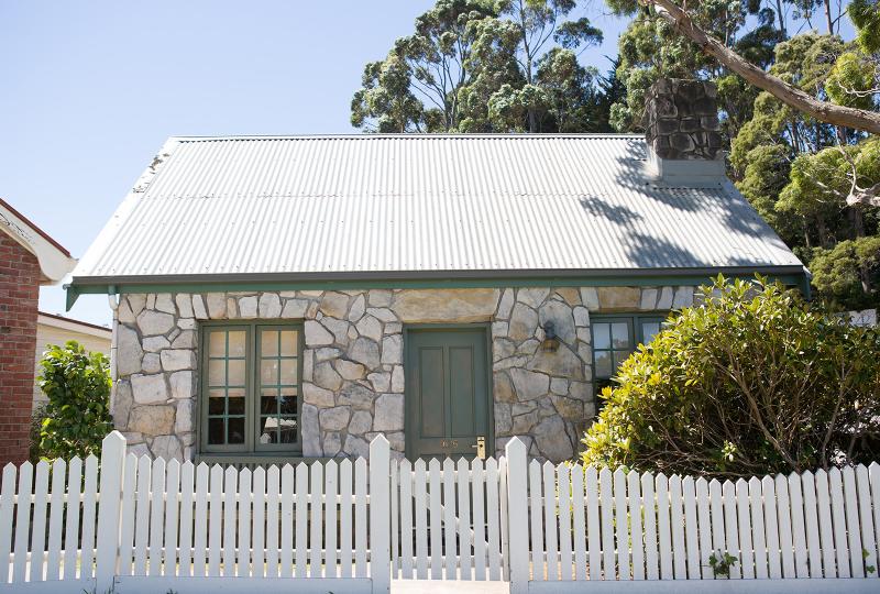 חדר סטנדרט, Strahan Village