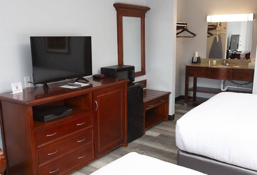 带2个双人床的标准工作室, Sunrise Inn Williamstown