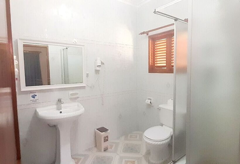 آپارتمان 1 خوابه, The Islander