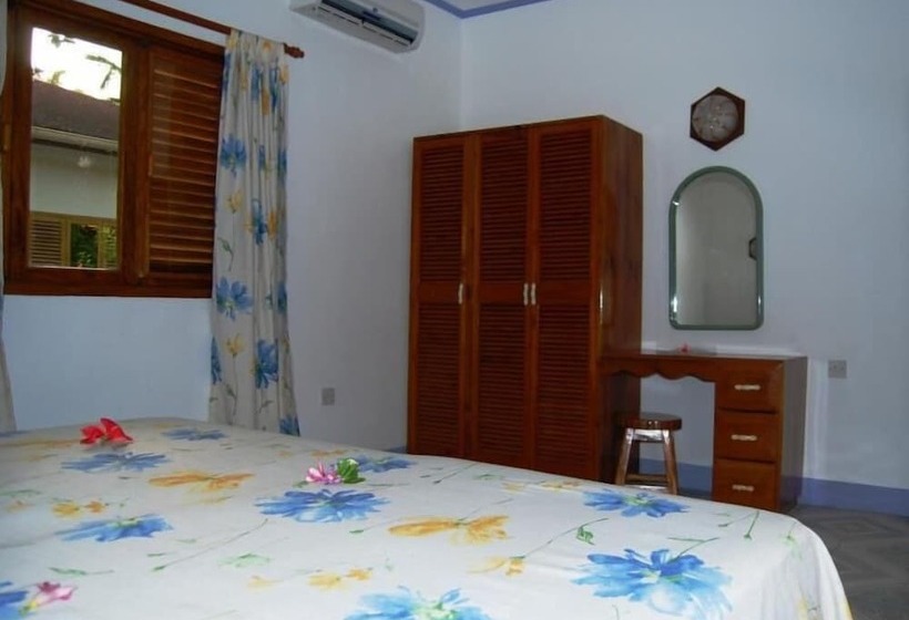 آپارتمان 1 خوابه, The Islander