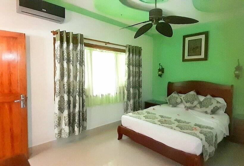 آپارتمان سوپریور 1 خوابه, The Islander