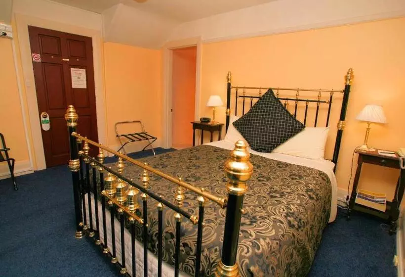 اتاق استاندارد با وان آب گرم, The Lodge On Elizabeth Boutique