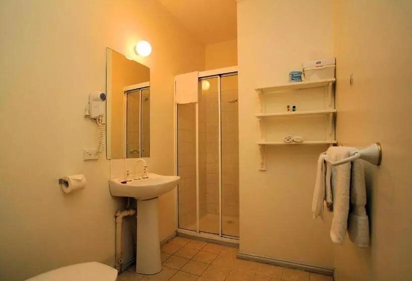 اتاق استاندارد, The Lodge On Elizabeth Boutique