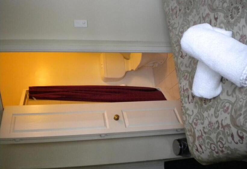 ベーシックルーム, The Lodge On Elizabeth Boutique