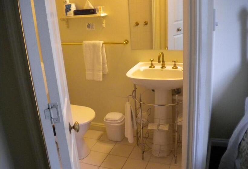 ベーシックルーム, The Lodge On Elizabeth Boutique